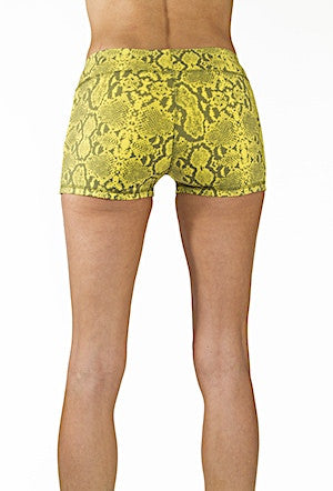 Yoga Hotpants - Yellow Grey Snake - Beach Shorts - FUNKY SIMPLICITY