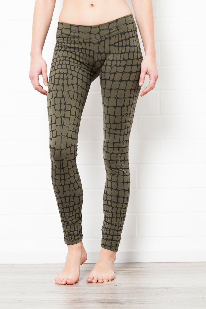 Spanx Olive Green Crosshatch Look at me Now Seamless Leggings S New  Shapewear