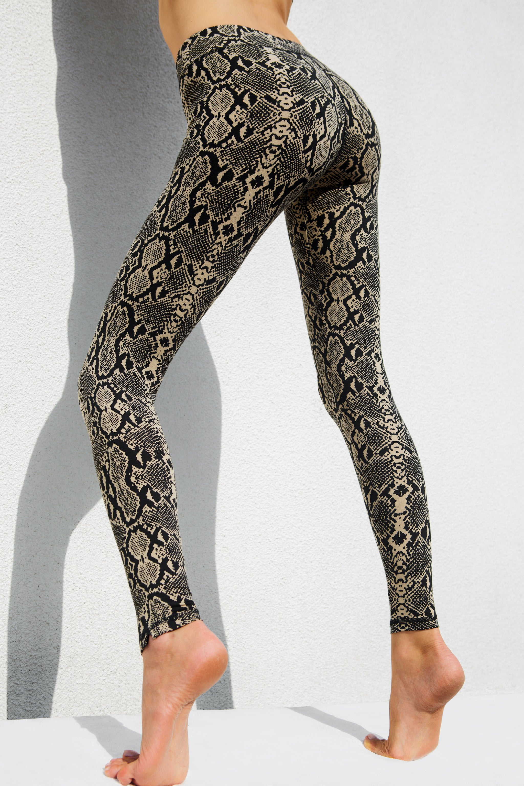 Funky print outlet leggings