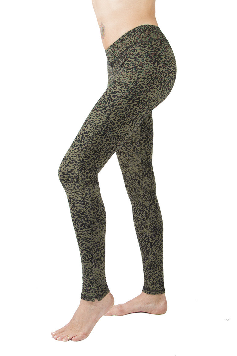 Leggings - armygreen black Leopard - FUNKY SIMPLICITY